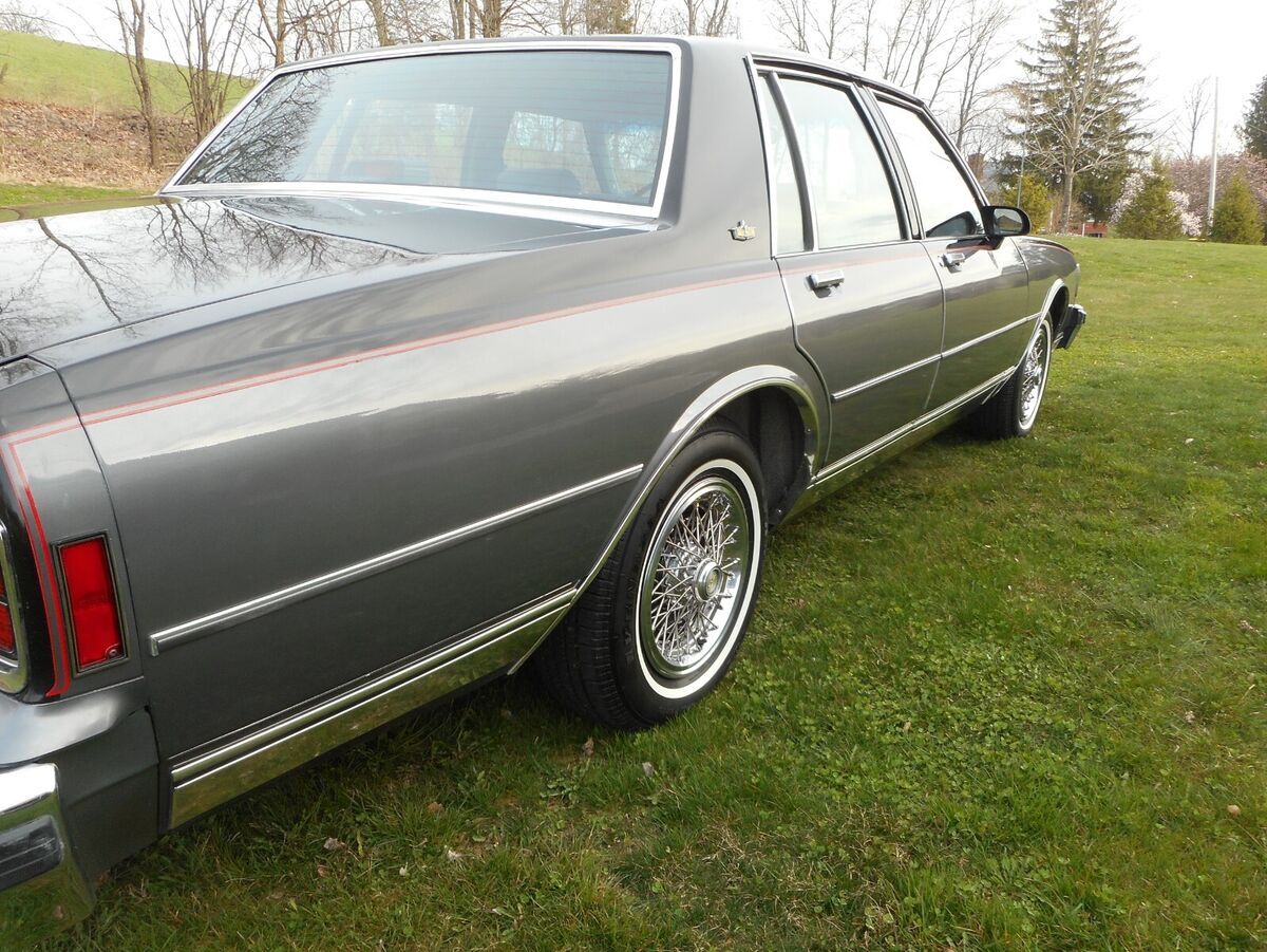 1987 Chevrolet Caprice - photo 13