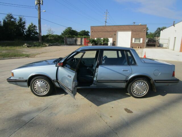1987 Chevrolet Celebrity NO RESERVE AUCTION - LAST HIGHEST BIDDER WINS CAR! - photo 4