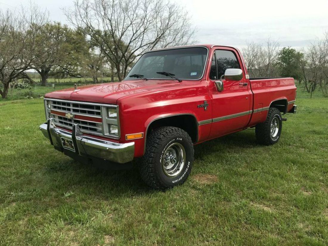1987 Chevrolet C/K 10 Series 4X4 SWB Auto AC PS 350 V8 nice 115000 Miles Red Pic 1987 Chevrolet Other Pickups 4X4 SWB Auto AC PS 350 V8 nice