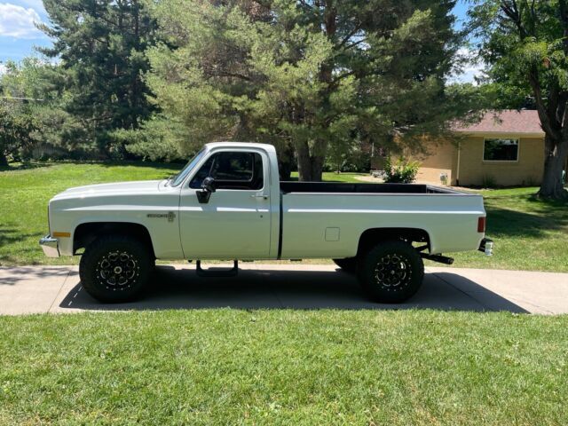 1987 Chevrolet C/K Pickup 2500 - photo 6