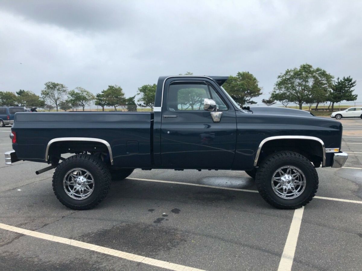 1987 Chevrolet C/K Pickup 1500 - photo 8