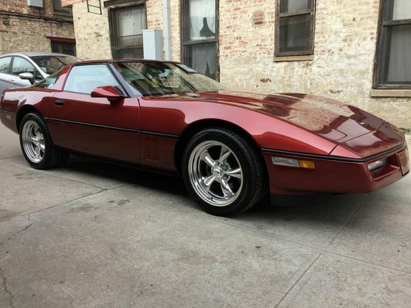 1987 Chevrolet Corvette - photo 2