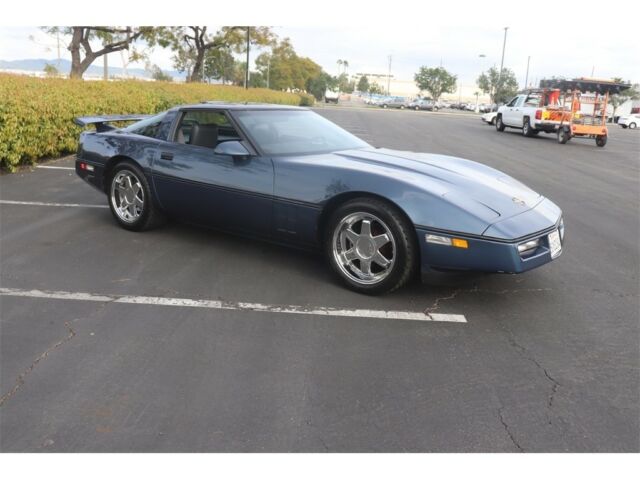 1987 Chevrolet Corvette -- - photo 2