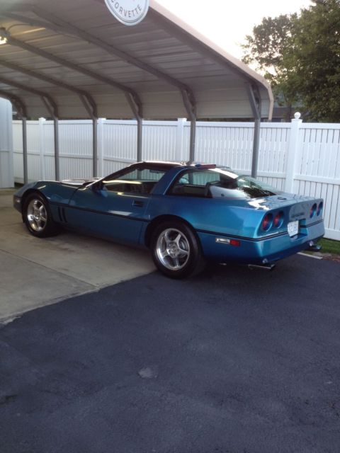 1987 Chevrolet Corvette - photo 2