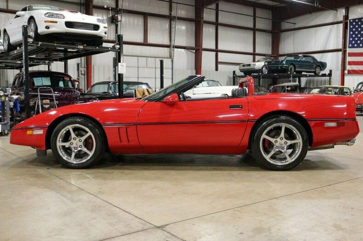 1987 Chevrolet Corvette - photo 2