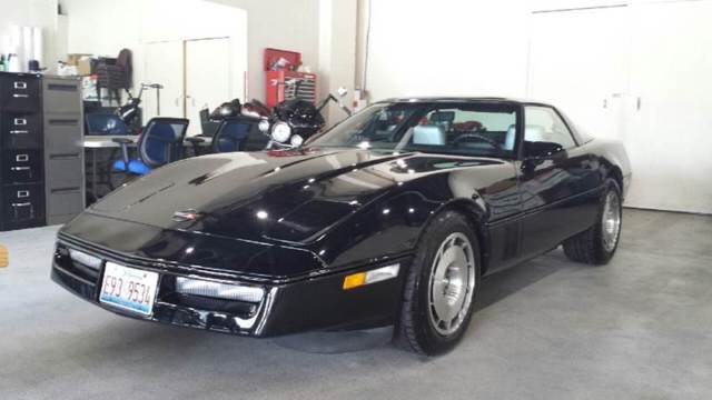 1987 Chevrolet Corvette Base 2dr Hatchback Manual 4-Speed RWD V8 5.7L Gasoline 1987 Chevrolet Corvette Base 2dr Hatchback Hatchback 2-Door Manual 4-Speed