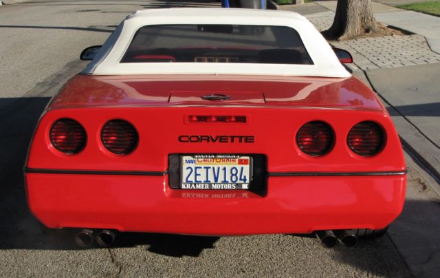 1987 Chevrolet Corvette Base Convertible 2-Door 5.7L Orignal Owner Garage queen 1987 Chevrolet Corvette Rag top /convertible