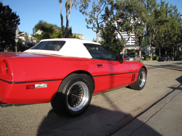 1987 Chevrolet Corvette Rag top /convertible - photo 2