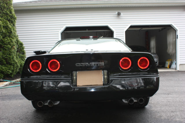 1987 Chevrolet Corvette - photo 2
