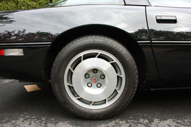1987 Chevrolet Corvette - photo 7