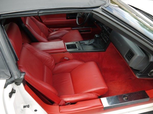 1987 Chevrolet Corvette - photo 11