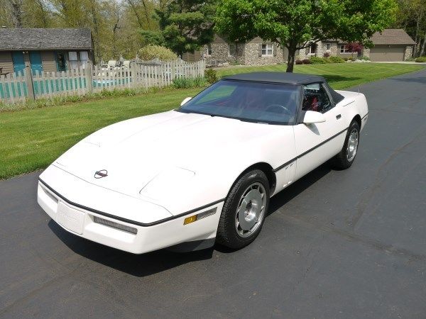 1987 Chevrolet Corvette - photo 3