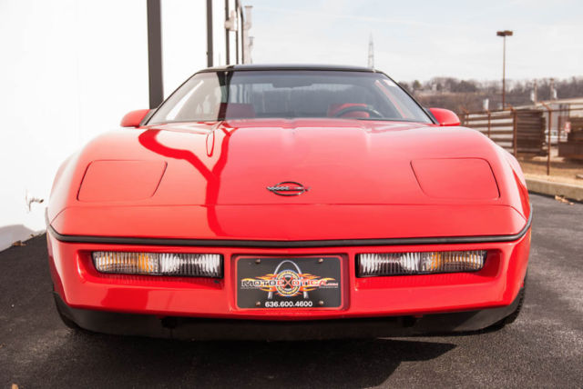 1987 Chevrolet Corvette Coupe - photo 2