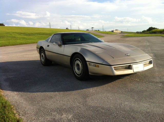 1987 Chevrolet Corvette - photo 3