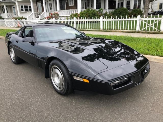 1987 Chevrolet Corvette -- - photo 3