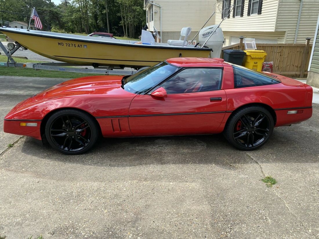 1987 Chevrolet Corvette Hatchback Red RWD Automatic 1987 Chevrolet Corvette
