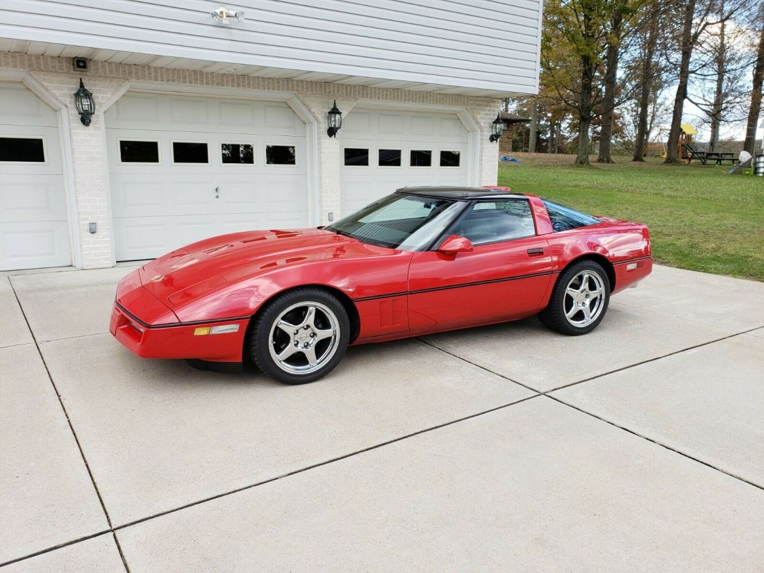 1987 Chevrolet Corvette - photo 3