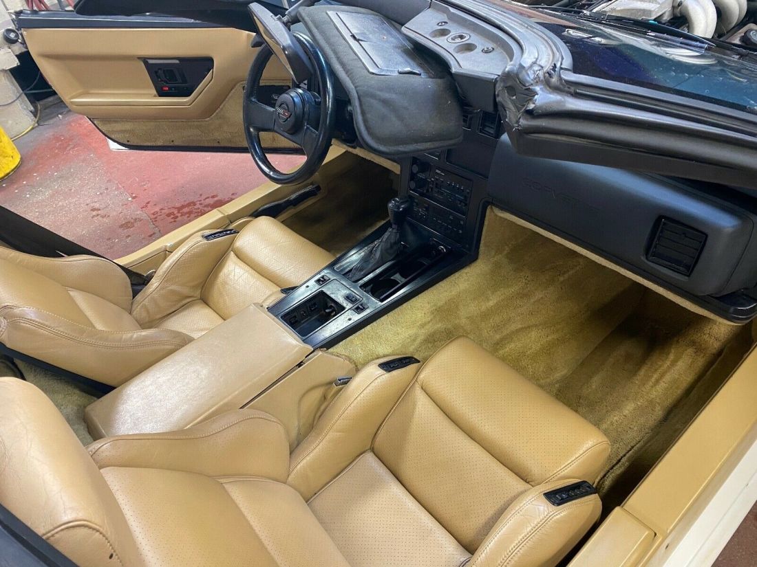 1987 Chevrolet Corvette - photo 5