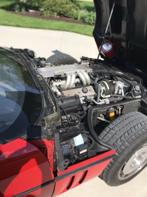 1987 Chevrolet Corvette -ONLY 11,600 ORIGINAL MILES-TIME CAPSULE- - photo 2