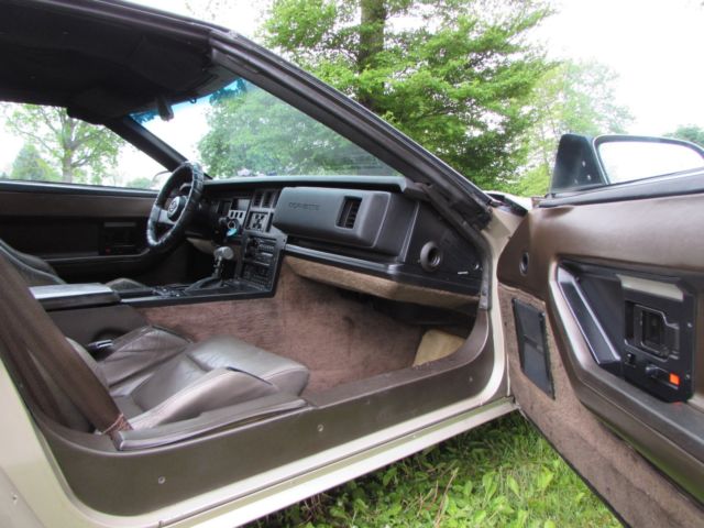 1987 Chevrolet Corvette - photo 10