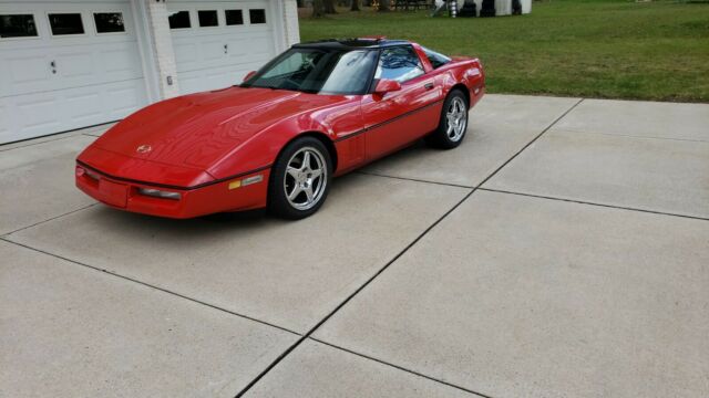 1987 Chevrolet Corvette - photo 3