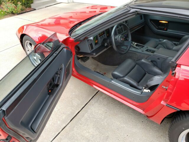 1987 Chevrolet Corvette - photo 7