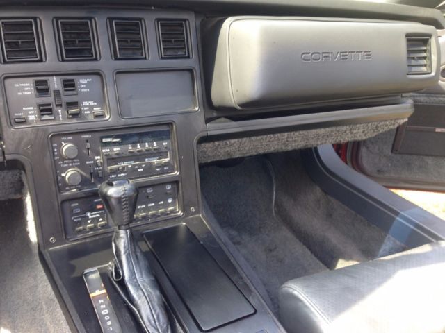 1987 Chevrolet Corvette C-4 - photo 10