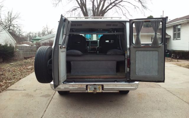 1987 Chevrolet G20 Van barron conversion - photo 4