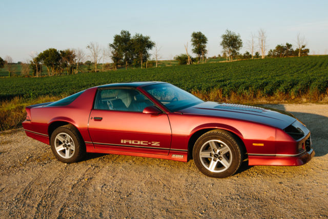 1987 Chevrolet Iroc Camaro, T-tops, Dark Red, Excellent Condition, Low Miles 1987 Chevrolet Camaro
