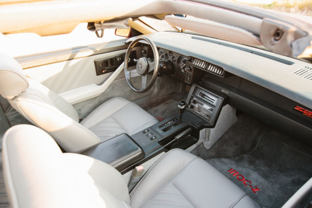1987 Chevrolet Camaro - photo 8
