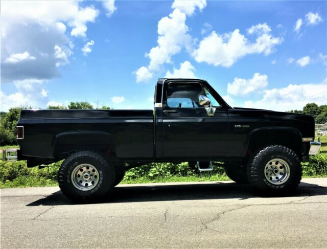 1987 Chevrolet C-10 K10 SHORTBED - photo 4
