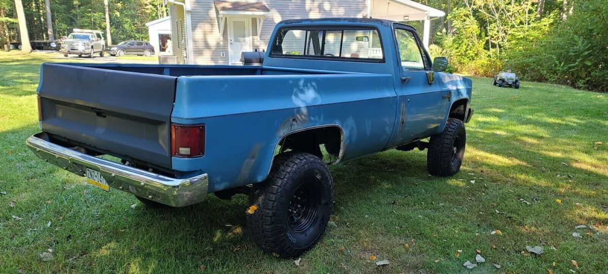 1987 Chevrolet K10 Pickup - photo 4