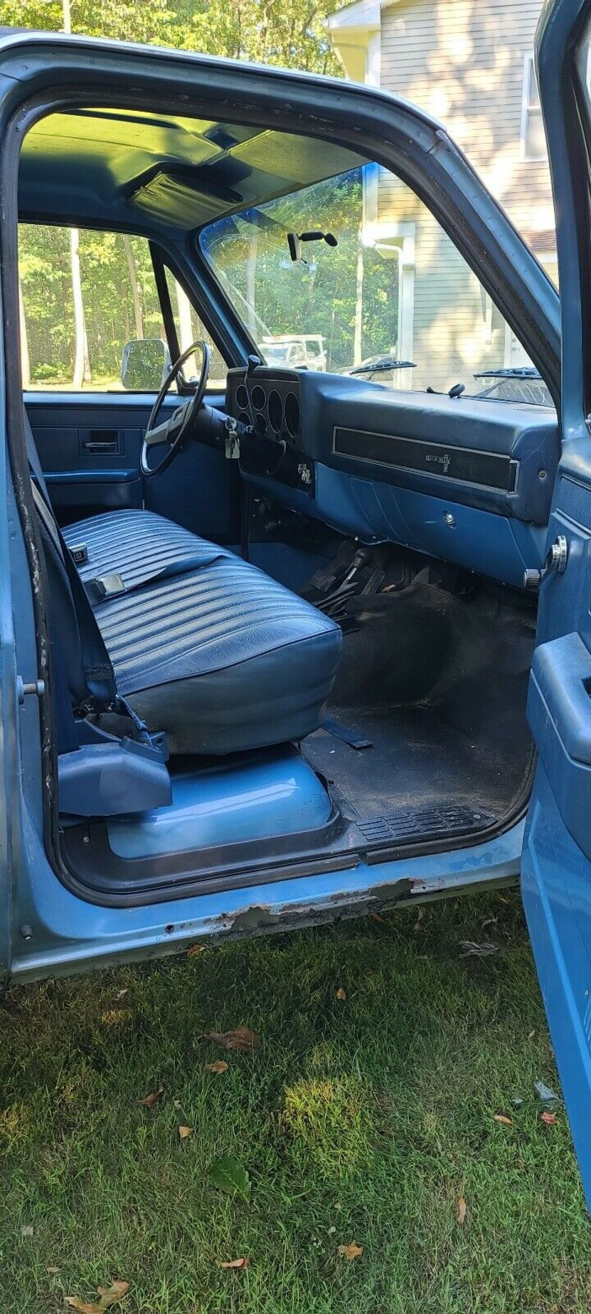1987 Chevrolet K10 Pickup - photo 9
