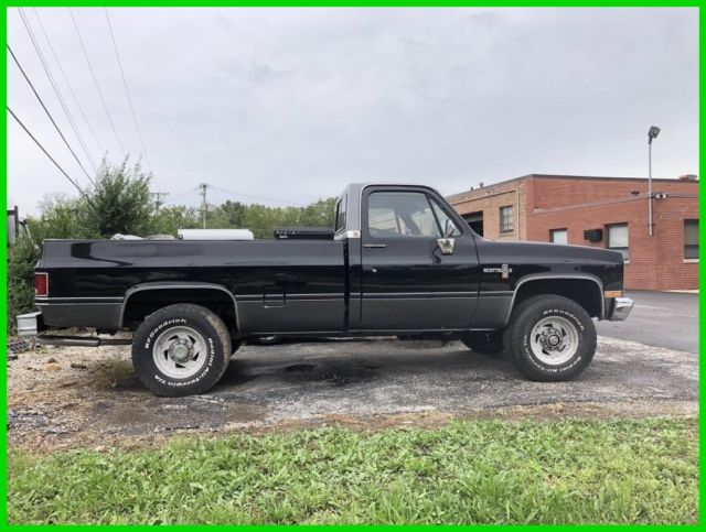 1987 Chevrolet K1500 Automatic 4WD Pickup Truck, 62,880 Original Miles, 1987 Chevrolet C/K Pickup 1500