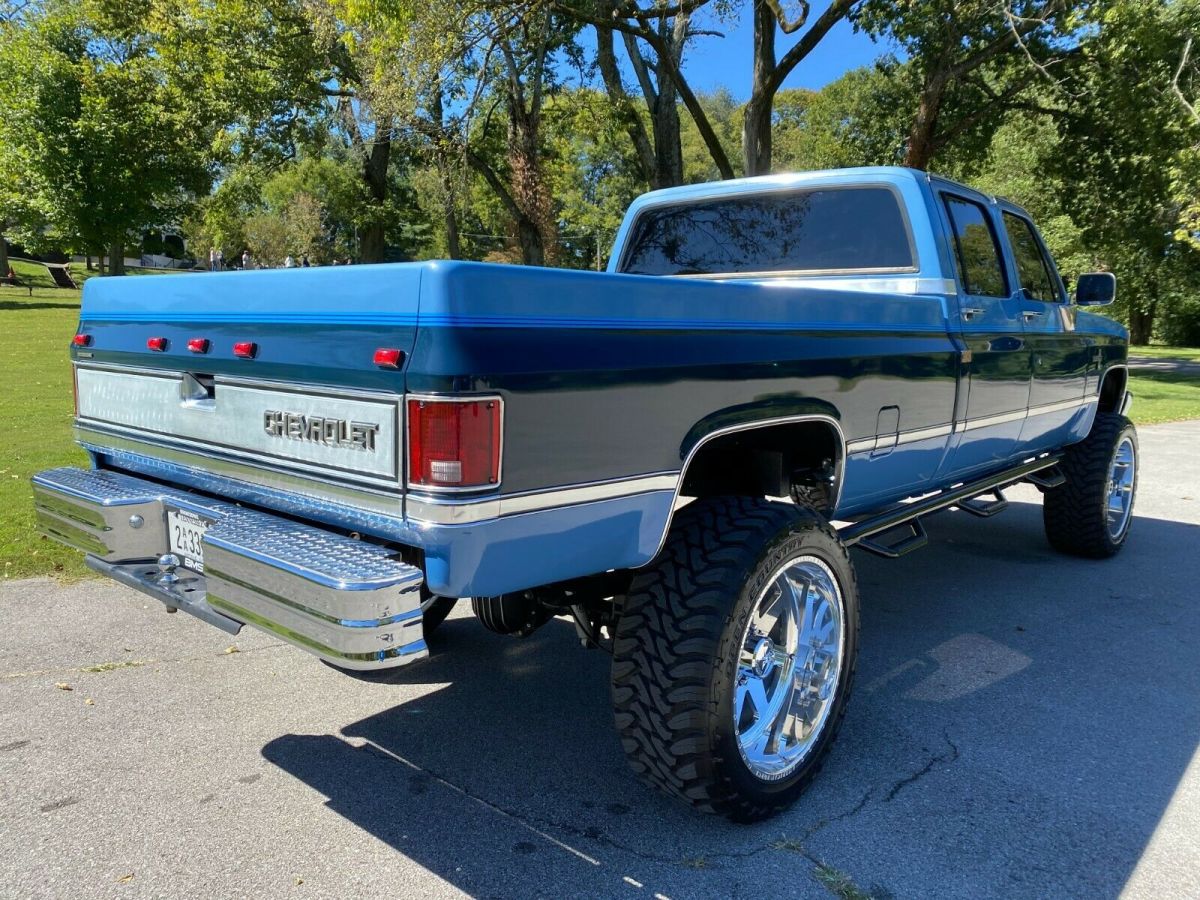 1987 Chevrolet C/K Pickup 3500 - photo 10