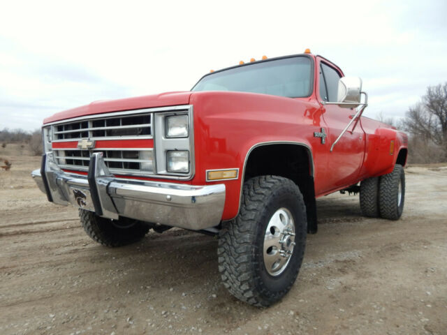 1987 Chevrolet K30, Dually, Silverado, Fuel Injected 454 Big Block, Lifted, 4x4 1987 Chevrolet C/K Pickup 3500 Silverado