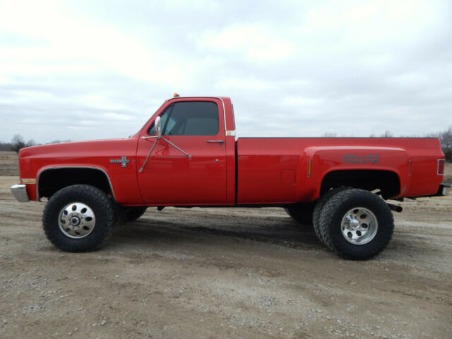 1987 Chevrolet C/K Pickup 3500 Silverado - photo 2