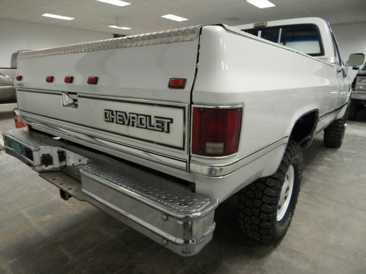 1987 Chevrolet C/K Pickup 3500 Silverado - photo 6