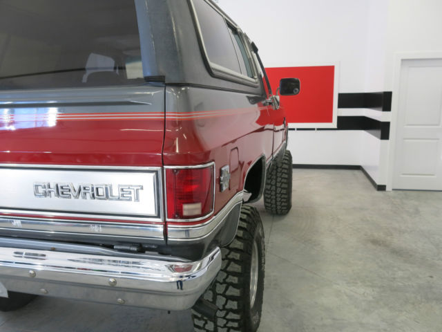1987 Chevrolet Blazer Silverado Sport Utility 2-Door - photo 7