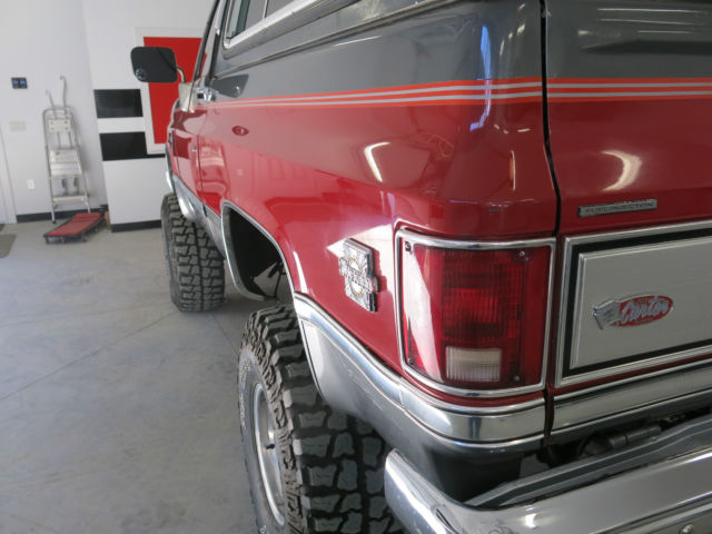 1987 Chevrolet Blazer Silverado Sport Utility 2-Door - photo 8