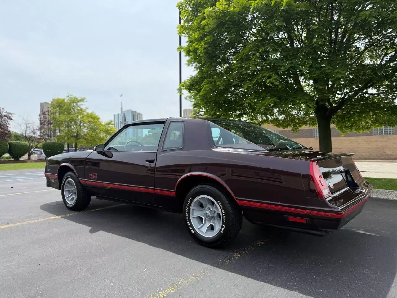 1987 Chevrolet Monte Carlo SS Aero 2dr Coupe - photo 4