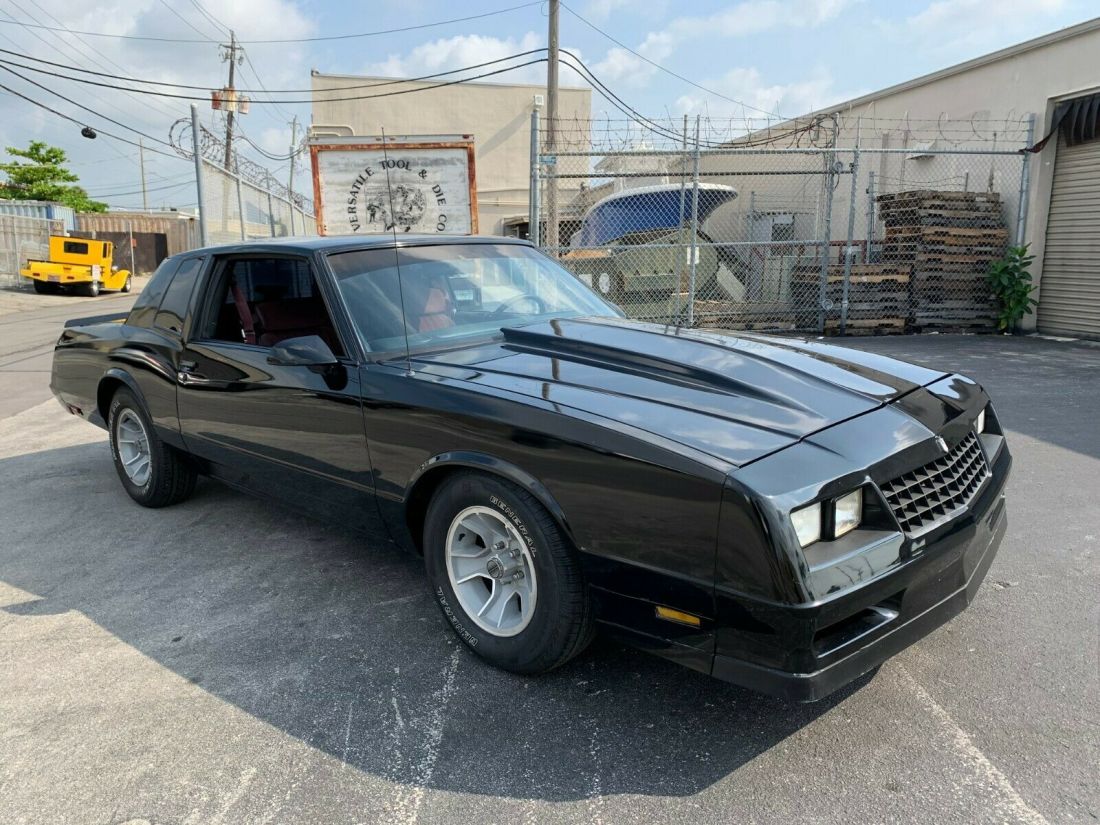 1987 Chevrolet Monte Carlo - photo 2