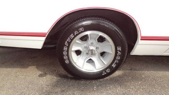 1987 Chevrolet Monte Carlo SS Aero 2dr Coupe - photo 12