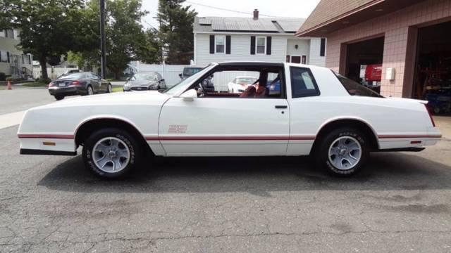 1987 Chevrolet Monte Carlo SS Aero 2dr Coupe - photo 9