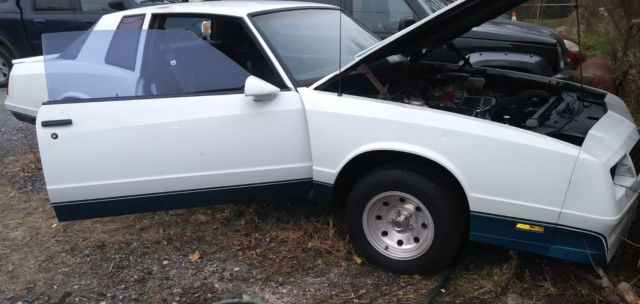 1987 Chevrolet Monte Carlo Aero Coupe SS - photo 11