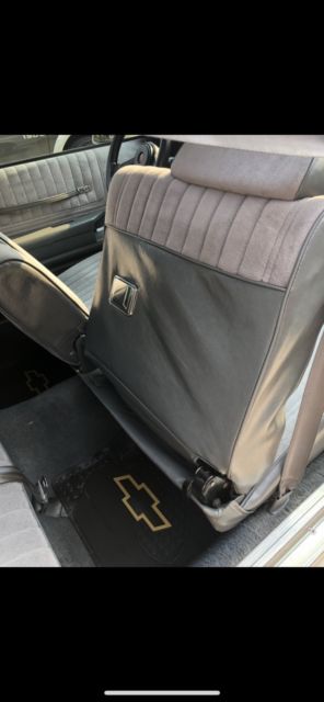 1987 Chevrolet Monte Carlo SS Aero V8 Coupe T-Top Low Miles - photo 10