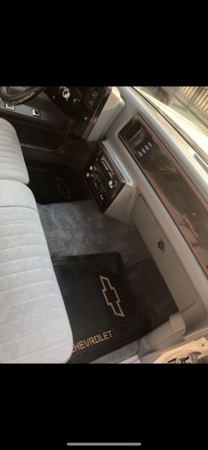 1987 Chevrolet Monte Carlo SS Aero V8 Coupe T-Top Low Miles - photo 12