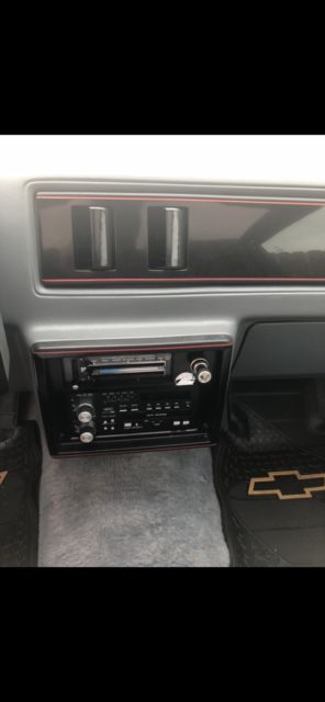 1987 Chevrolet Monte Carlo SS Aero V8 Coupe T-Top Low Miles - photo 13
