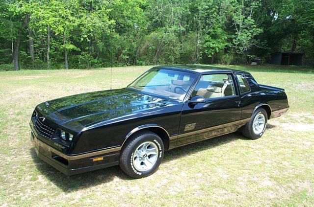 1987 CHEVROLET MONTE CARLO SS. ONLY 26K ORIGINAL MILES. LIKE NEW 1987 Chevrolet Monte Carlo SS
