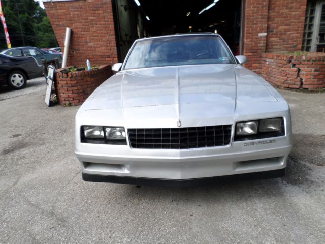 1987 Chevrolet Monte Carlo SS Coupe 2-Door - photo 9
